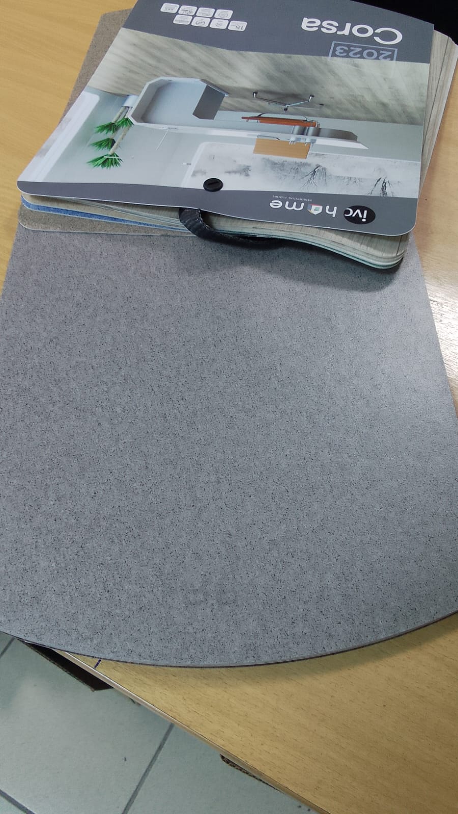 Линолеум полукоммерческий "IVC" Corsa Marras T96 (3м) — купить в Кемерово