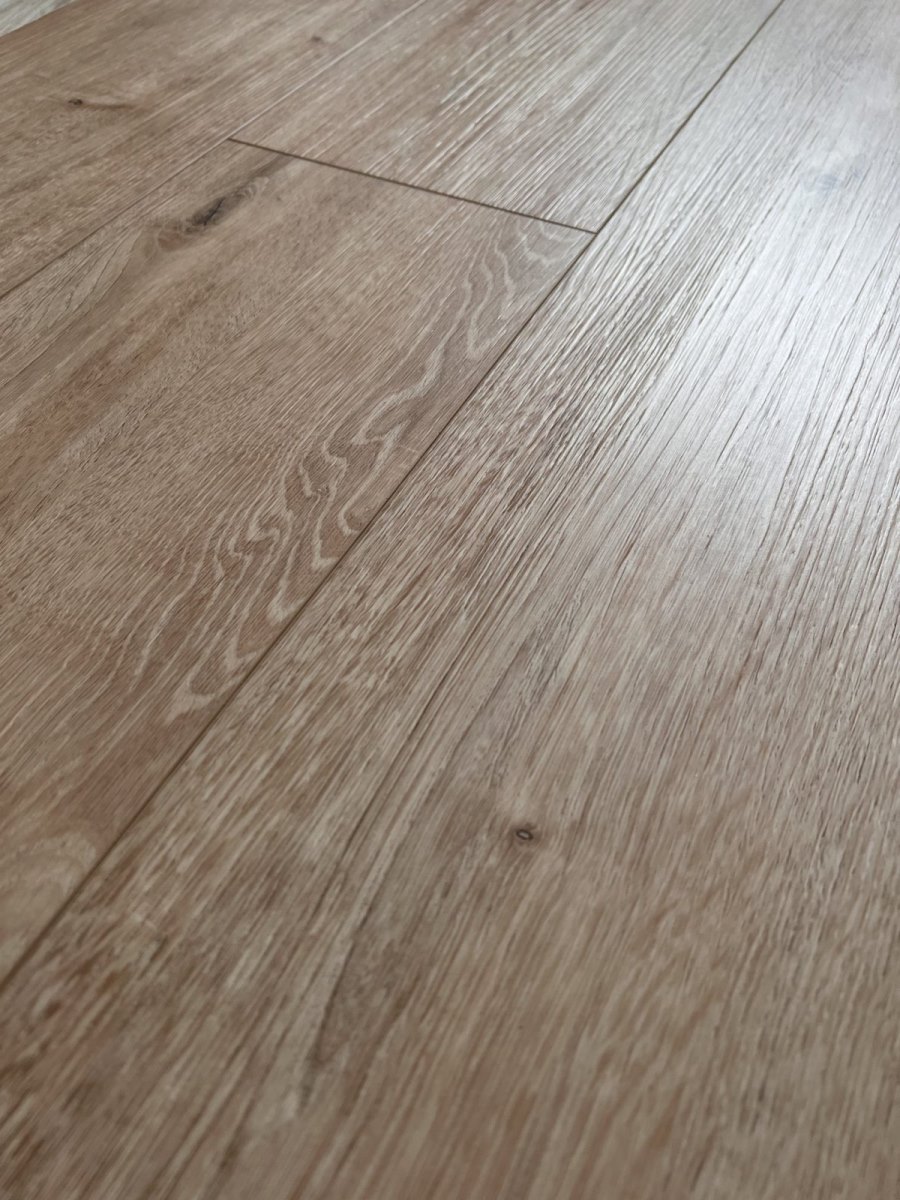 SPC ламинат "OneFloor" ЕСО 5062 (4V фаска) (1220*184*4 мм) — купить в Кемерово