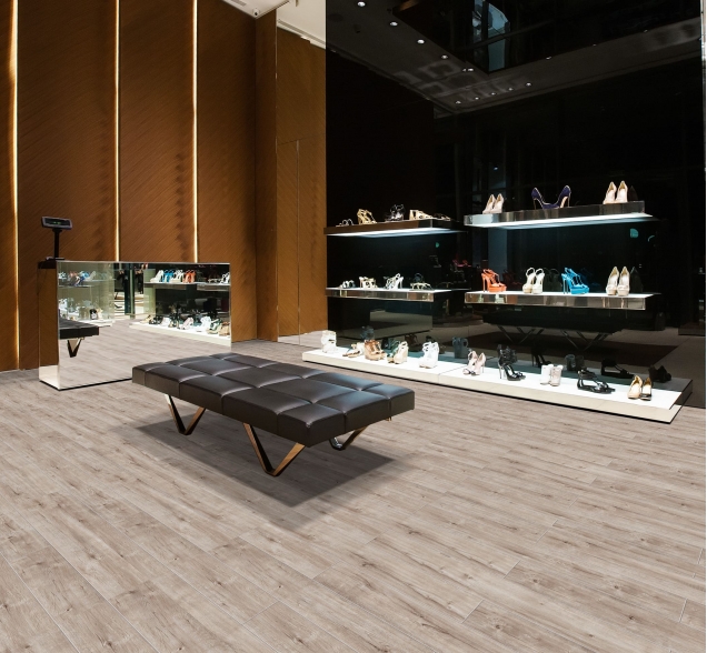 SPC ламинат "Royce" Sense Дуб Кааба 705 (1200*180*4 мм) — купить в Кемерово